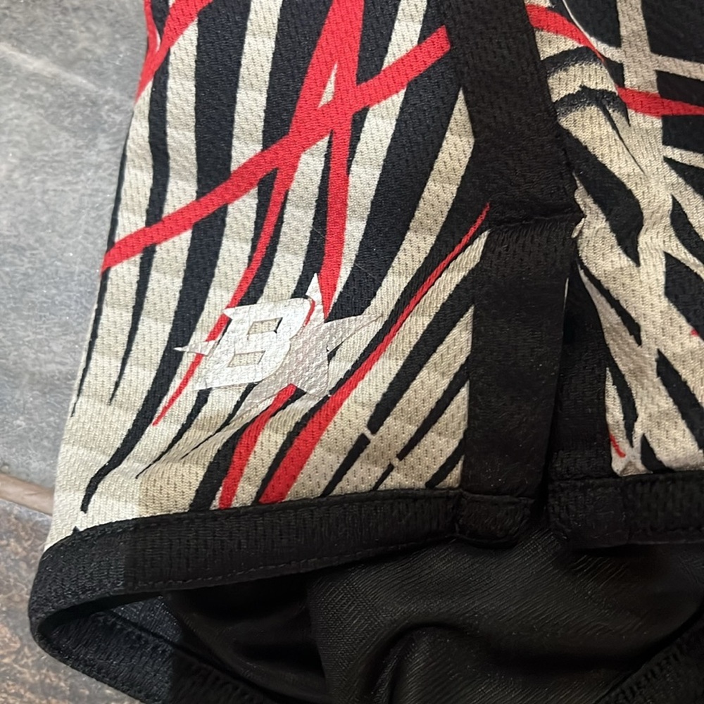 Brothers Shorts - Picture 3 of 6